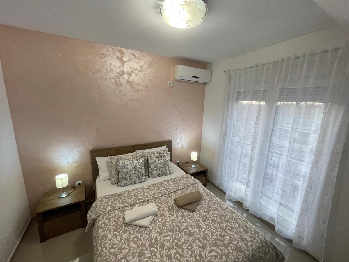 Apartman 1 Apartment Sremska Mitrovica Bagian luar foto